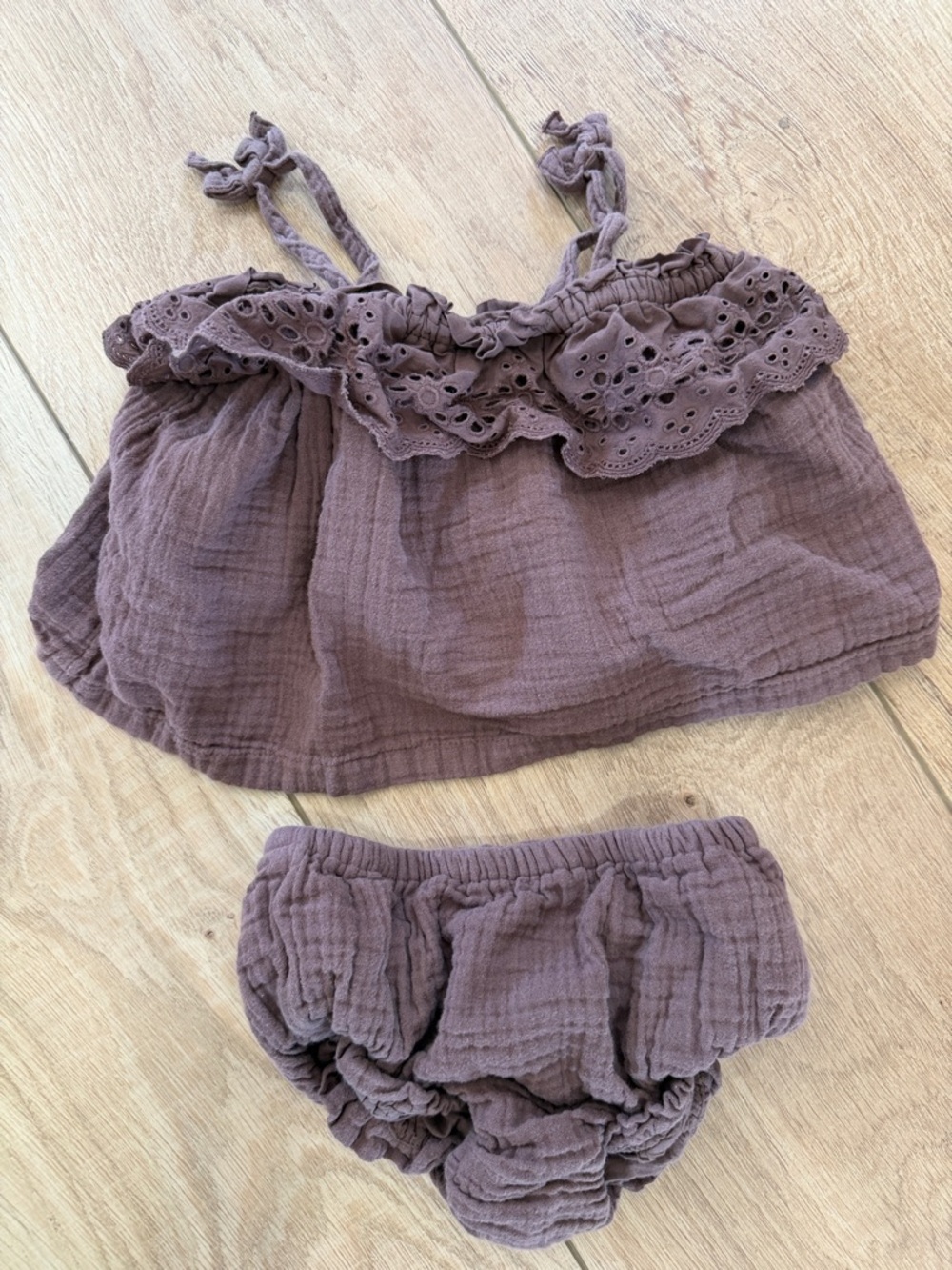 GAP Mauve Eyelet Ruffle Tank Top and Bloomer Set